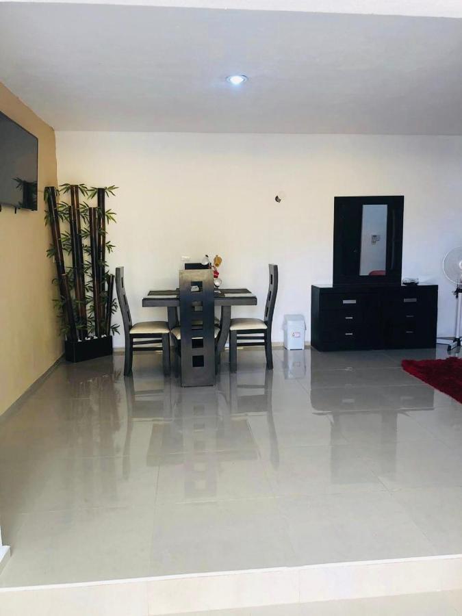 Casa Lili 2: Luxurious/Amplio/Hot Water/Economic/Wifi/Tv Apartment Valladolid  Exterior photo